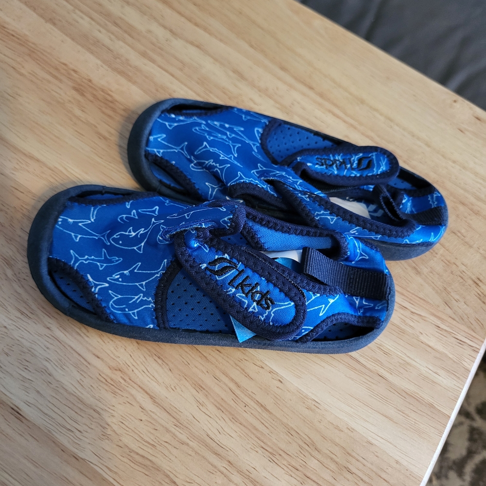 Blue Shark Pattern Kids Water Shoes